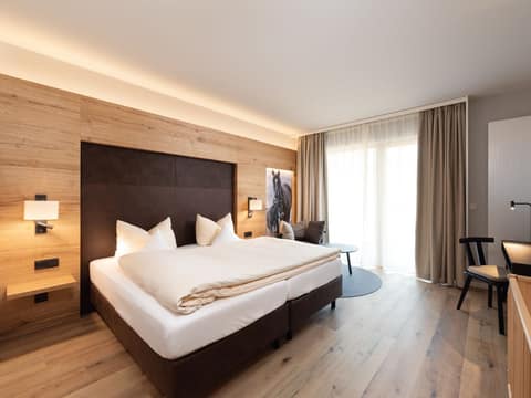Doppelzimmer "Premium" im Familienhotel Schreinerhof – Ansicht 1